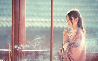 千里姻缘一线牵，月老台前的那份执念