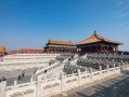 愿得一人心，求月老赐我一段好姻缘